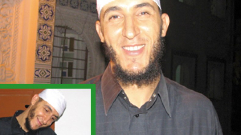 أراجع 5 أحزاب يوميا في الازدحام المروري