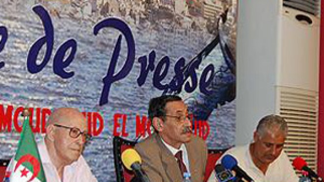 هدية دار الكتب المصرية الخاصة بصور مؤتمر باندونج مجرد أكذوبة