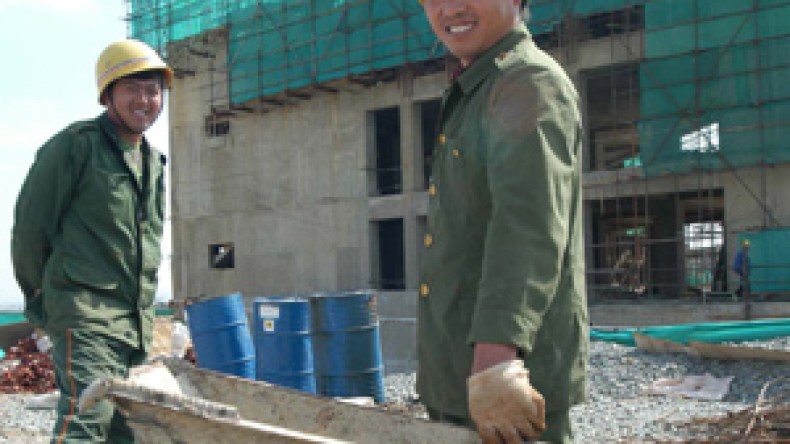 20 بالمائة من المستفيدين من قروض  تشغيل الشباب عاجزون عن التسديد