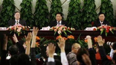 China sees signs of economy recovering