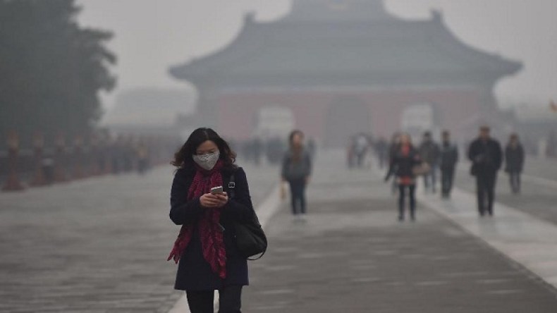 بكين تصدر أول تحذير من الضباب الدخاني