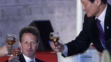 US and China discuss economic ties