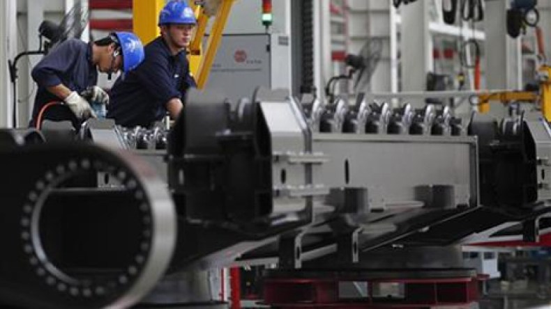 الصين تؤكد تخطي أمريكا لتصبح القوة التجارية الأولى في العالم