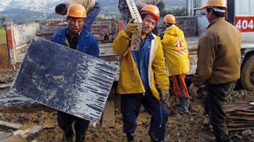 توقيف 19 عاملا صينيا بورشات “عدل” بتهمة التزوير