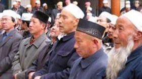 مسلمو‭ ‬الصين‭ ‬يكسرون‭ ‬الصورة‭ ‬النمطية‭ ‬عن‭ ‬‮”‬الشناوة‮”‬‭ ‬ويستعرضون‭ ‬الهوية‭ ‬الإسلامية