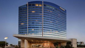 شيراطون الغرب يتحول إلى “باي وهران”