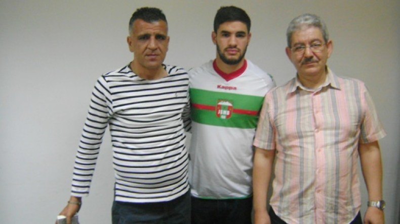 شعلالي: طموحي العودة إلى المنتخب الوطني