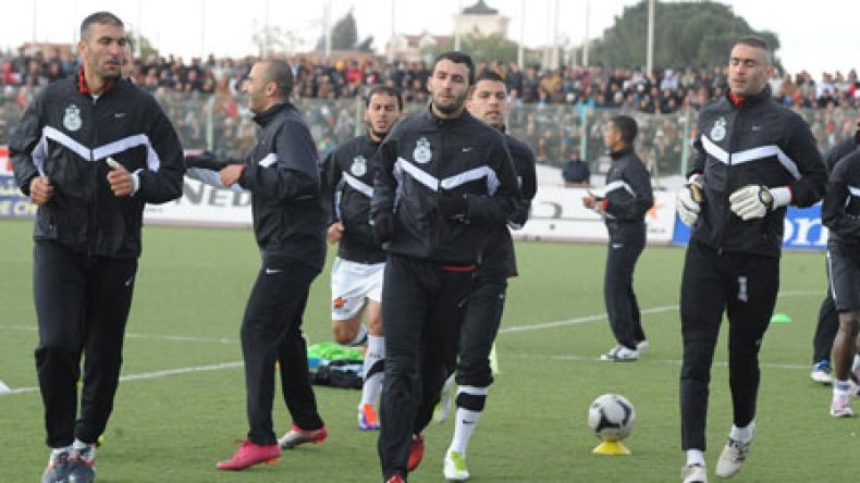 الشلف يواجه المغرب الفاسي ونسّاخ يلتحق رسميا