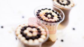 كريمة الشكولاطة البيضاء و السوداء