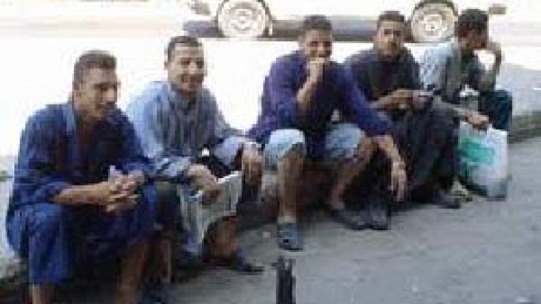 “كارفور مهن الشباب”.. مشروع لتوفير الخدمات الحرفية عبر الهاتف