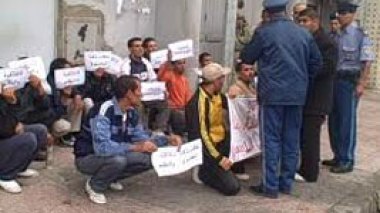 Alger: sit-in des chômeurs devant la Présidence