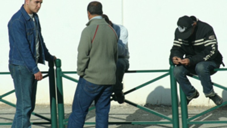 مليون و196 ألف بطال مقابل 10 ملايين و315 ألف عامل بالجزائر