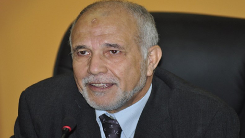 وزير العدل يؤكّد قانونية انعقاد “مركزية الأفلان” وشرعية سعداني