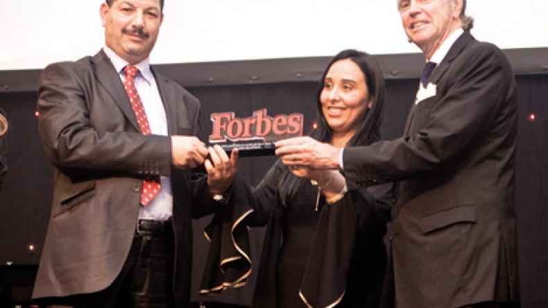 انتشار وطني واعتراف دولي.. الشروق تاج الصحافة الجزائرية