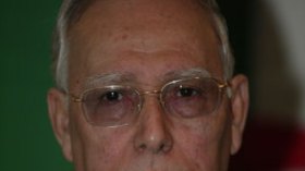 الشريف عباس: منحة المجاهدين المتوفين تحول للأبناء