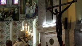 رهبان من “بيت لحم” لبعث كنيسة تيبحرين