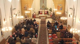 أعضاء من العروش ومسؤولون نافذون متورطون في دعم التنصير