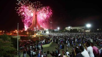 إغاثة الفقراء أولى من الاحتفال بـ”الكريسماس” ورأس السّنة