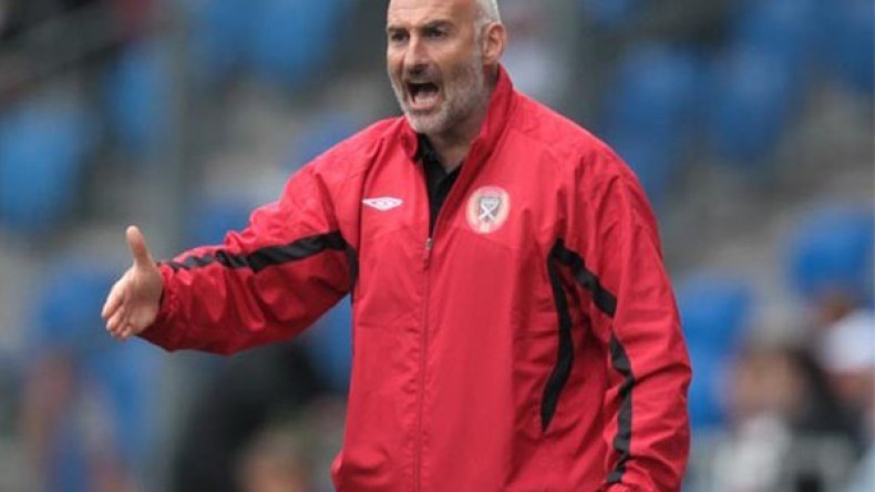 التيار لا يمر بين سيكوليني ولاعبيه.. دلهوم يقاطع وحناشي يخصم الأجور