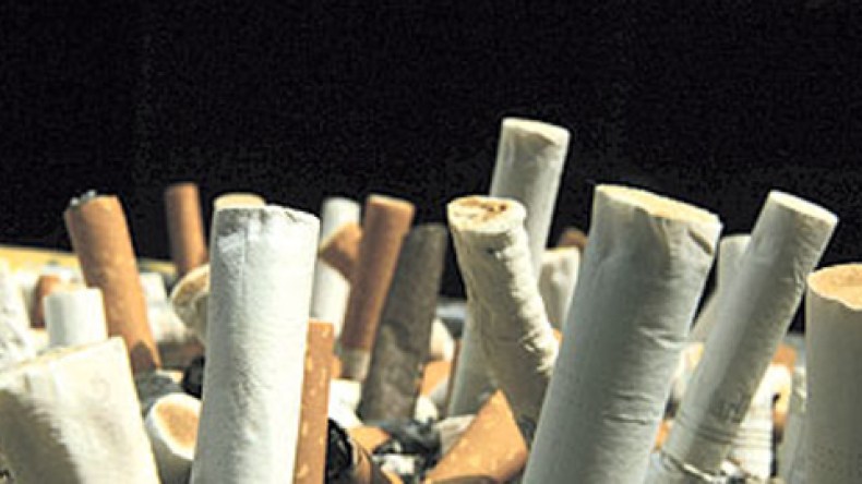 الجزائريون‭ ‬‮”‬يحرقون‮”‬‭ ‬13‭ ‬ألف‭ ‬مليار‭ ‬على‭ ‬السجائر‭ ‬سنويا