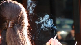 أكثر من مليون امرأة جزائرية تتعاطى السجائر والشيشة