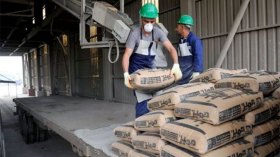 إنتاج 32 مليون طن من الإسمنت واعتماده لإنجاز الطرقات