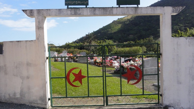 إخوتنا في كاليدونيا