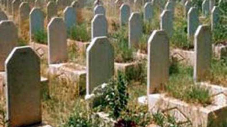 عجوز تعود إلى الحياة لحظة وضعها في القبر بخنشلة