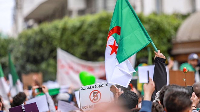 مسافة الألف ميل تبدأ بخطوة واحدة
