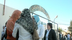 طلبة يبيتون في الشوارع والحمامات بسبب إقصائهم من الأحياء الجامعية