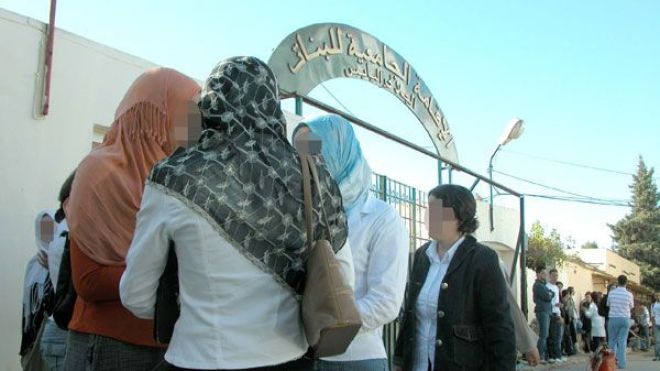 “إنجاز مذكرة التخرج”.. الحـُجة المفضلة للطالبات للبقاء في الإقامات الجامعية