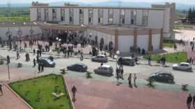 عمال الخدمات الجامعية يشلّون المعاهد والاقامات لثلاثة أيام