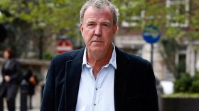 جيمي كلاركسون يعود إلى “بي بي سي” في برنامج ترفيهي