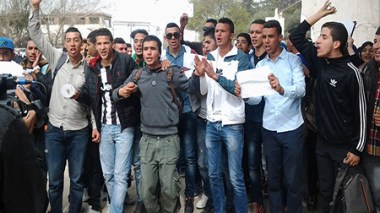 Les élèves des classes terminales descendent dans la rue !