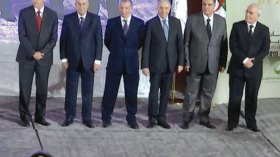 مرشحو الرئاسة في وقفة ترحم على الفقيد علي فضيل