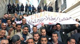 “الكناباست” تناشد الرئيس بوتفليقة التدخل لإنصاف الأساتذة