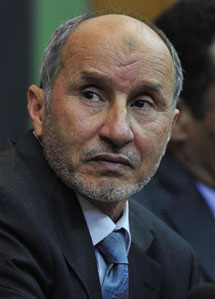 Libye: le régime veut juger les rebelles