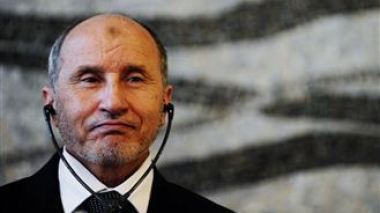 Libye: la Banque mondiale reconnaît le CNT comme gouvernement