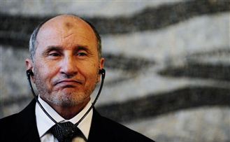 Libye: la Banque mondiale reconnaît le CNT comme gouvernement