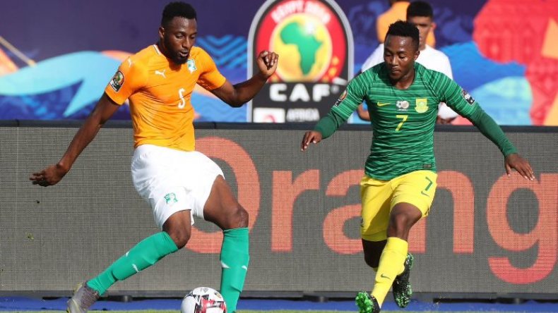 أوّل مباراة لِثلاثي التحكيم الجزائري