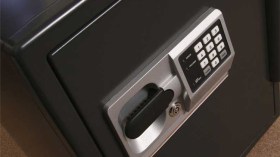 الخزانات المصفحة تعزز الإدخار المنزلي وتهزم البنوك الجزائرية!