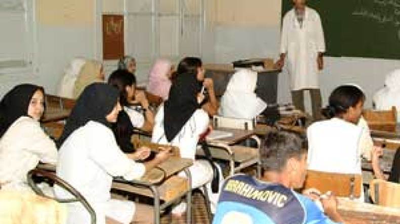 نظام‮ ‬جديد‮ ‬لترقية‮ ‬الأساتذة‮ ‬ولا‮ ‬توظيف‮ ‬بلا‮ ‬شهادة‮ ‬جامعية