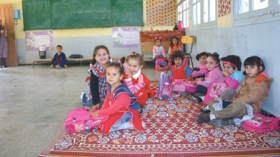 تلاميذ الابتدائي والمتوسط يحشرون داخل مدرسة واحدة بقلب العاصمة