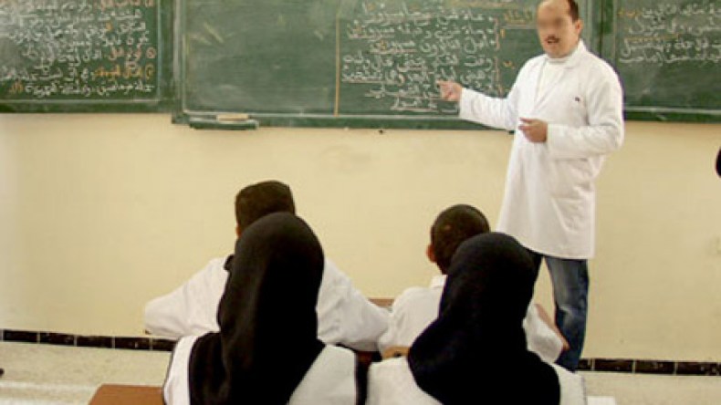 أساتذة الثانوي في جميع المواد يرفضون استلام جداول التوقيت عبر الوطن