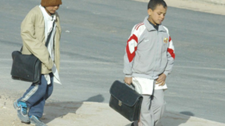 تكليف البلديات بالتبليغ عن حالات منع التمدرس لمعاقبة المتسببين