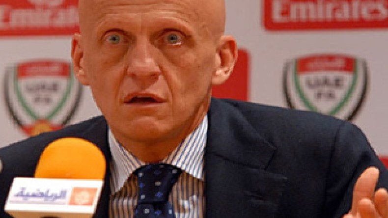 كولينا‮ “‬أحداث‭ ‬مباراة‭ ‬مصر‭ ‬والجزائر‭ ‬ليس‭ ‬لها‭ ‬علاقة‭ ‬بكرة‭ ‬القدم‮”‬