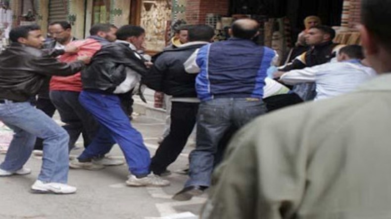 معركة دامية بين شباب بالسيوف والبنادق والكلاب في وهران