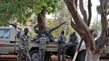 Tamanrasset : interception de deux Maliens qui volent et vendent les médicaments  aux combattants maliens