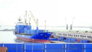 Les échanges commerciaux Algérie-Grande-Bretagne ont atteint 2,5 mds USD