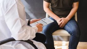 مختصون يدعون إلى “تشخيص مبكر واسع النطاق”